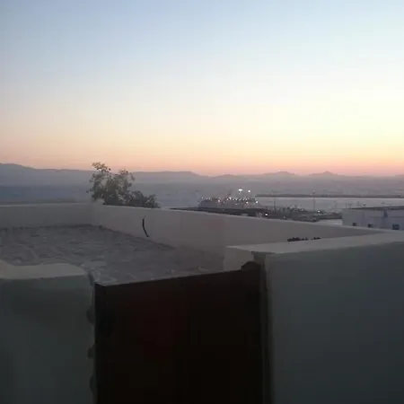 公寓 Spiti Vassili Kai Eirinis Melissinou *